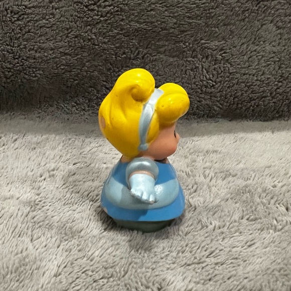 Fisher-Price Little People Disney Princess Cinderella ONLY - Picture 2 of 7